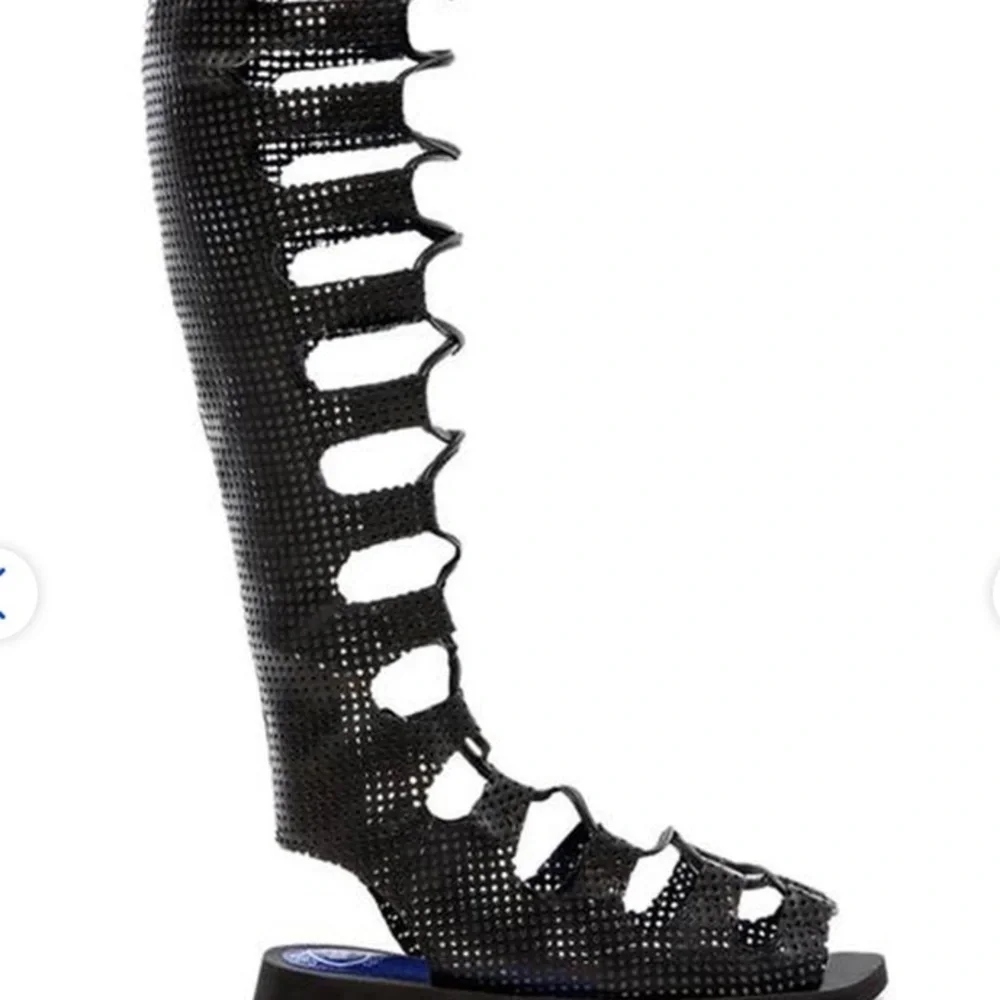 Jeffrey Campbell size 7.5